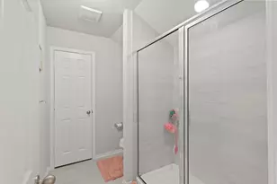 14615 Olive Sparrow Ln, Houston, TX 77049 - Photo 31