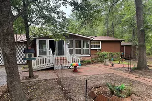 106 Westlake Rd, Trinity, TX 75862 - Photo 1