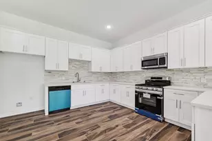 8628 Scott St, Houston, TX 77051 - Photo 9