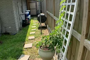 3027 Guese Rd, Houston, TX 77018 - Photo 21