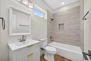 518 E 32nd St, Houston, TX 77018 - Photo 17