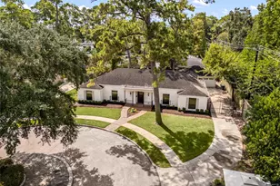 12423 Broken Bough Dr, Houston, TX 77024 - Photo 31
