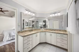12423 Broken Bough Dr, Houston, TX 77024 - Photo 21