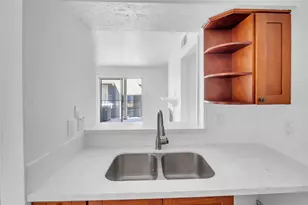 18511 Egret Bay Blvd, Webster, TX 77058 - Photo 7