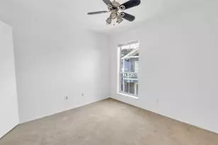 18511 Egret Bay Blvd, Webster, TX 77058 - Photo 11