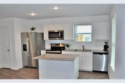 16751 N Marie Village Drive, Conroe, TX 77306 - Photo 3