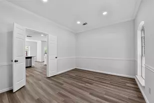 13903 Viewfield Ct, Houston, TX 77059 - Photo 9