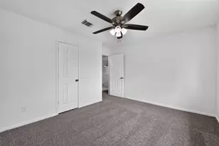 13903 Viewfield Ct, Houston, TX 77059 - Photo 27