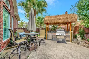 15411 Rocky Oak Ct, Houston, TX 77059 - Photo 7