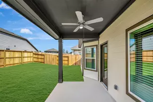 250 Draper Shadows Dr, Willis, TX 77378 - Photo 29