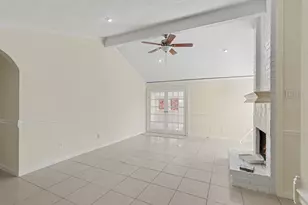 3903 Mountain Rose Ln, Houston, TX 77043 - Photo 11