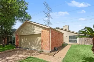 3903 Mountain Rose Ln, Houston, TX 77043 - Photo 1
