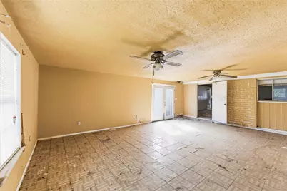 7603 Laura Koppe Road, Houston, TX 77028 - Photo 15