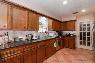 9103 Meaux Dr, Houston, TX 77031 - Photo 9