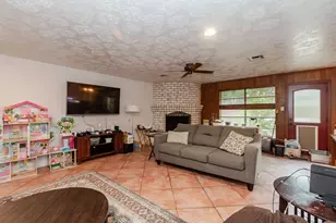 9103 Meaux Dr, Houston, TX 77031 - Photo 5