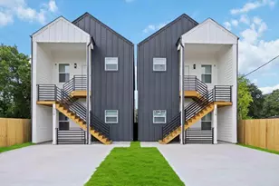 328 Clearwater St, Houston, TX 77029 - Photo 1