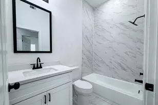 328 Clearwater St, Houston, TX 77029 - Photo 7