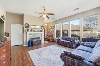 1603 Bonnie Lea Lane, Fresno, TX 77545 - Photo 5