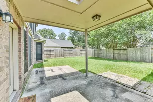 18802 Half Volley Cir, Humble, TX 77346 - Photo 41