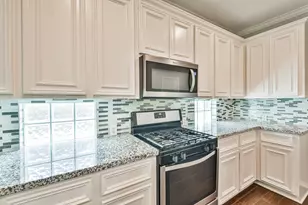18802 Half Volley Cir, Humble, TX 77346 - Photo 21