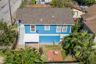 2314 44th St, Galveston, TX 77550 - Photo 3