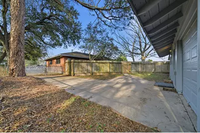 506 Reynolds Avenue, League City, TX 77573 - Photo 37