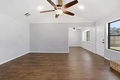 3721 Avenue R, Rosenberg, TX 77471 - Photo 11