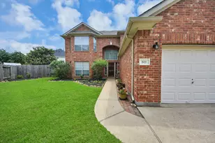 611 Mosman Ct, Houston, TX 77094 - Photo 1