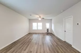 94 Valiant Ridge Trail, Magnolia, TX 77354 - Photo 7