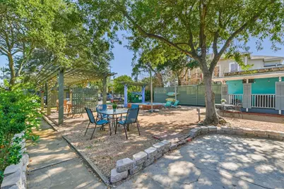 1515 19th Street, Galveston, TX 77550 - Photo 7