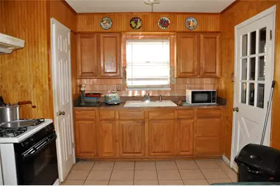 5841 Glen Arbor Drive, Corpus Christi, TX 78412 - Photo 5