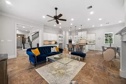 172 McGoey Circle, The Woodlands, TX 77384 - Photo 7