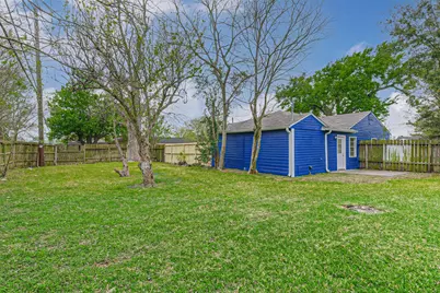 1539 Pleasantville Drive, Houston, TX 77029 - Photo 13