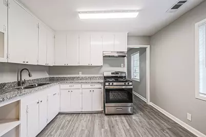 1539 Pleasantville Drive, Houston, TX 77029 - Photo 9