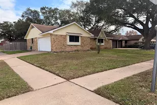 1601 Byron Ave, Deer Park, TX 77536 - Photo 1