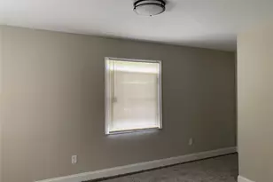 14002 Rosecrest Dr, Houston, TX 77045 - Photo 9