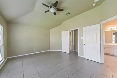 15838 Mossy Shores Court, Houston, TX 77044 - Photo 19