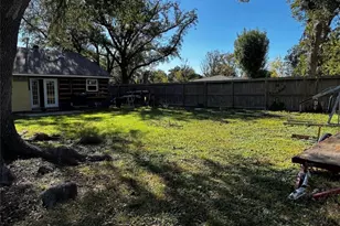 8418 Sonneville Dr, Houston, TX 77080 - Photo 5