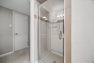 6408 Olympia Dr, Houston, TX 77057 - Photo 25