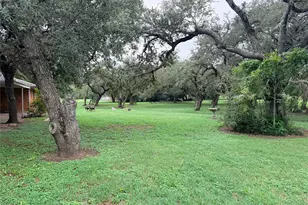 511 O Brien Rd, Refugio, TX 78377 - Photo 5