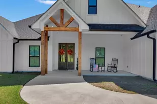 387 C C Rd, Diboll, TX 75941 - Photo 5