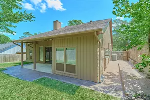 80 Rolling Hills Dr, Conroe, TX 77304 - Photo 41