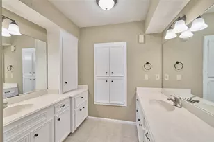 80 Rolling Hills Dr, Conroe, TX 77304 - Photo 29