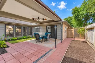6215 Greenway Forest Ln, Houston, TX 77088 - Photo 31