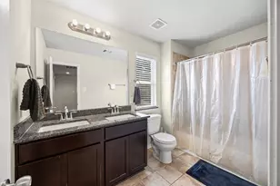 5604 S Buffalo Cir, Willis, TX 77378 - Photo 23