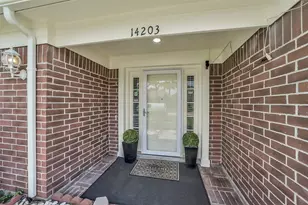 14203 Almond Bay Ln, Houston, TX 77083 - Photo 5