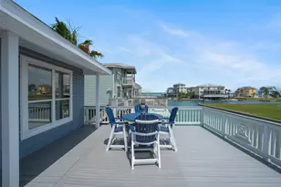 318 Sunset Cir, Tiki Island, TX 77554 - Photo 33