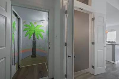 318 Sunset Circle, Tiki Island, TX 77554 - Photo 13