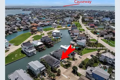 318 Sunset Circle, Tiki Island, TX 77554 - Photo 43
