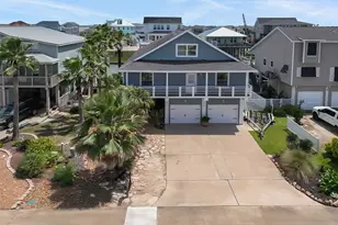318 Sunset Circle, Tiki Island, TX 77554 - Photo 1